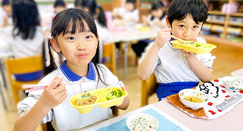 給食